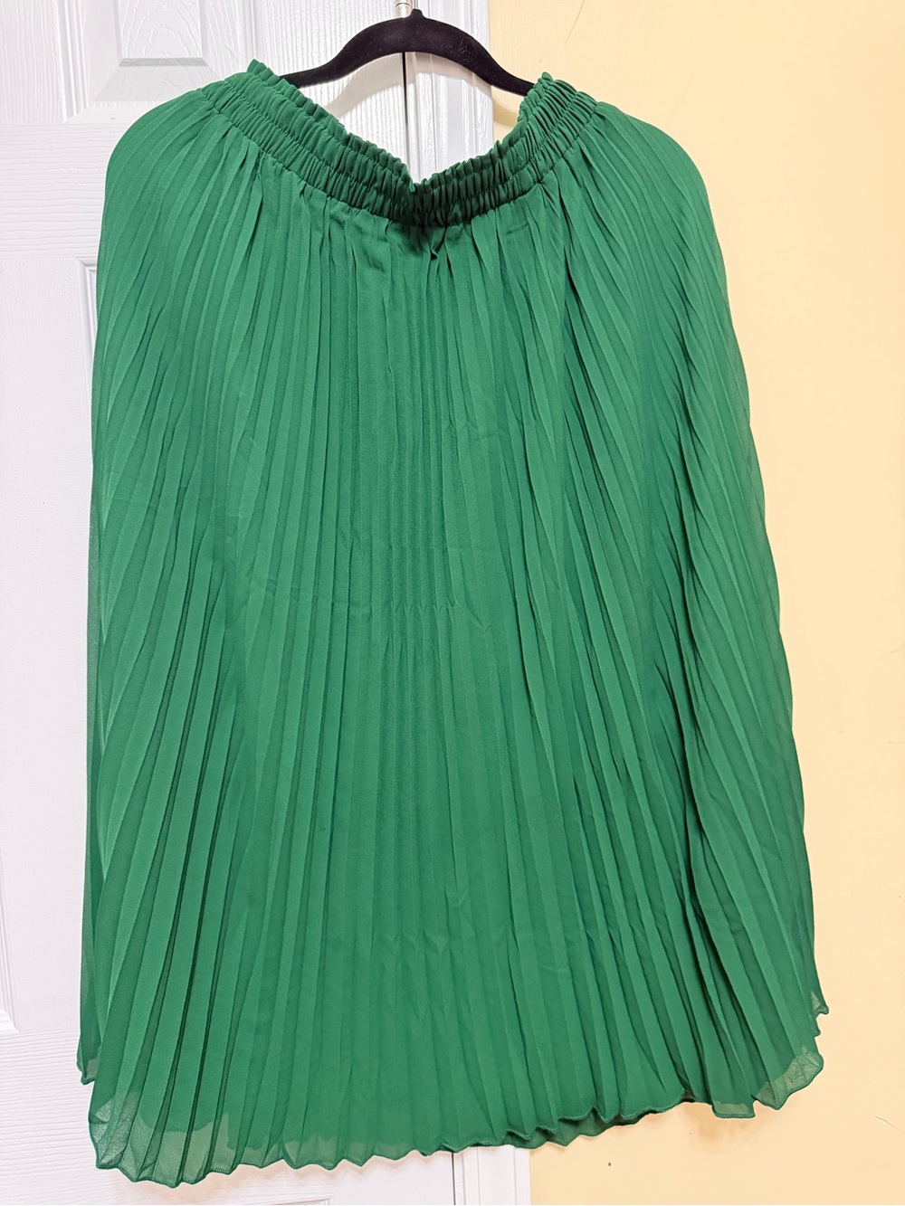 Green Pleated Midi Skirt